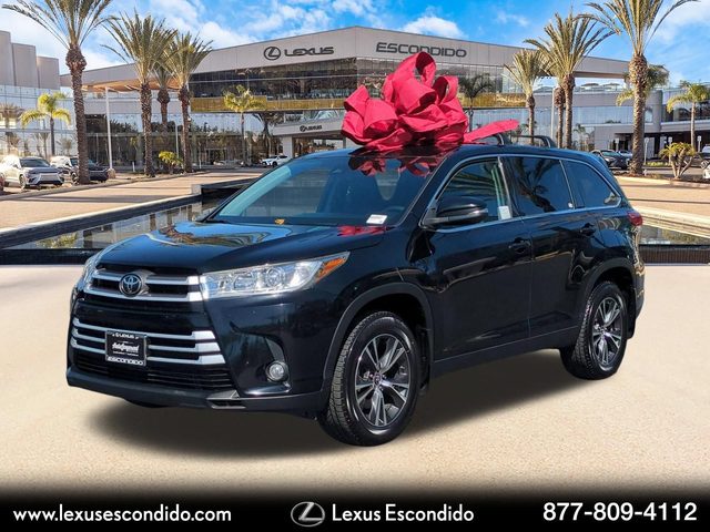 2019 Toyota Highlander LE Plus AWD photo