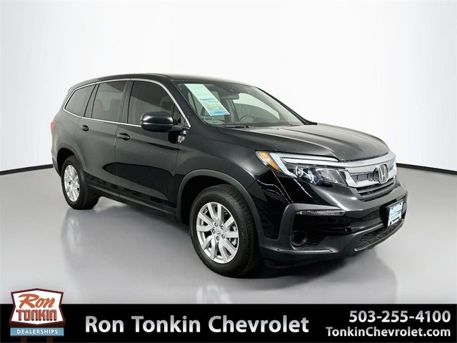 2019 Honda Pilot LX AWD photo