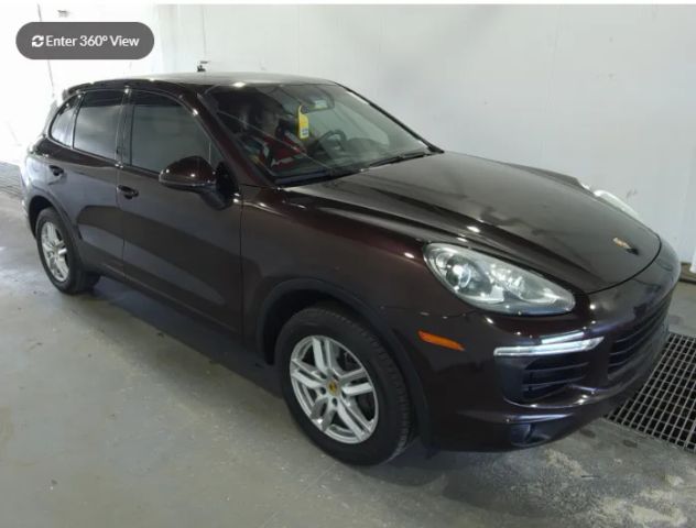 2016 Porsche Cayenne AWD photo