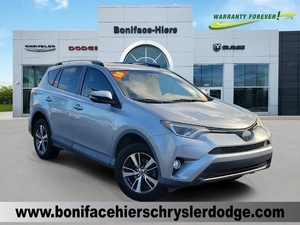 2018 Toyota RAV4 XLE FWD photo