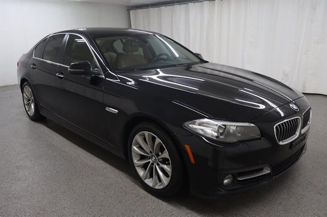 2016 BMW 5 Series 528i xDrive AWD photo