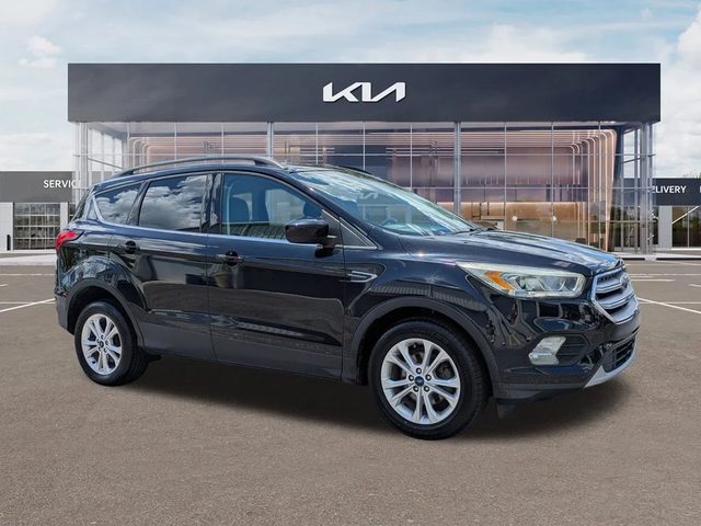 2019 Ford Escape SEL FWD photo