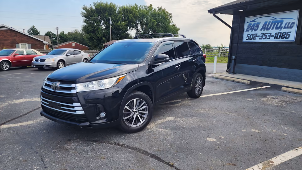 2019 Toyota Highlander XLE AWD photo