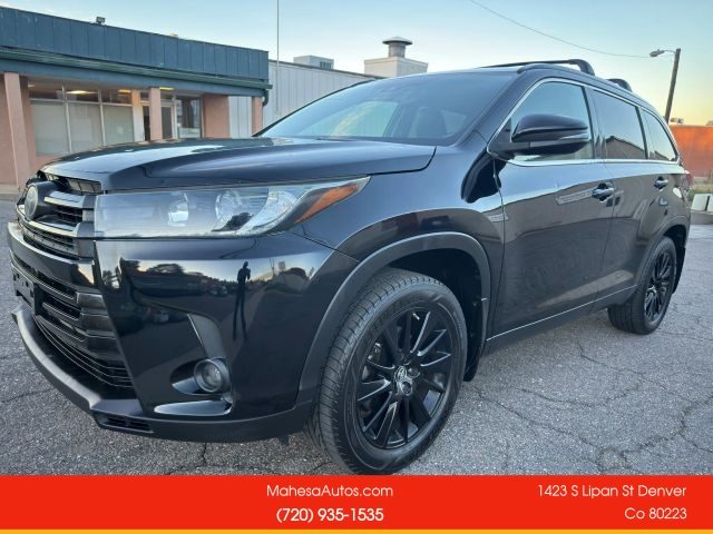 2019 Toyota Highlander SE AWD photo