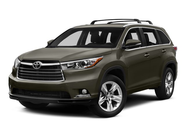 2015 Toyota Highlander LE FWD photo