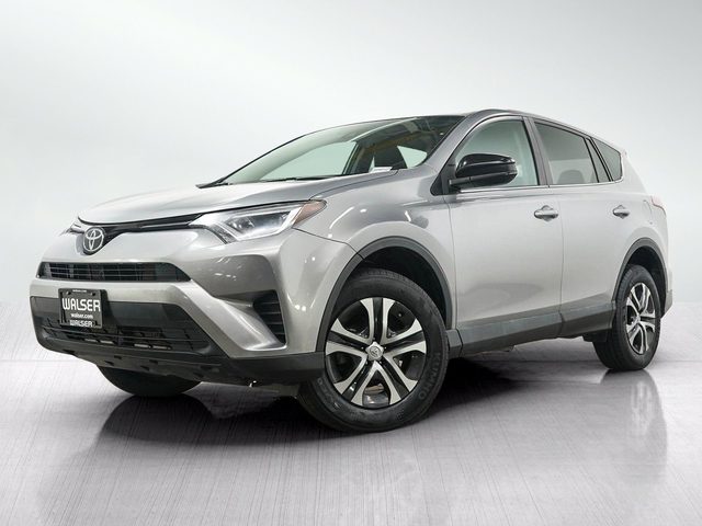 2018 Toyota RAV4 LE AWD photo