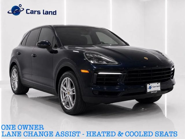 2019 Porsche Cayenne  AWD photo