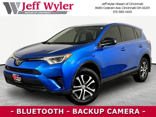 2018 Toyota RAV4 LE FWD photo