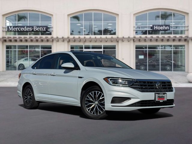 2019 Volkswagen Jetta SEL FWD photo