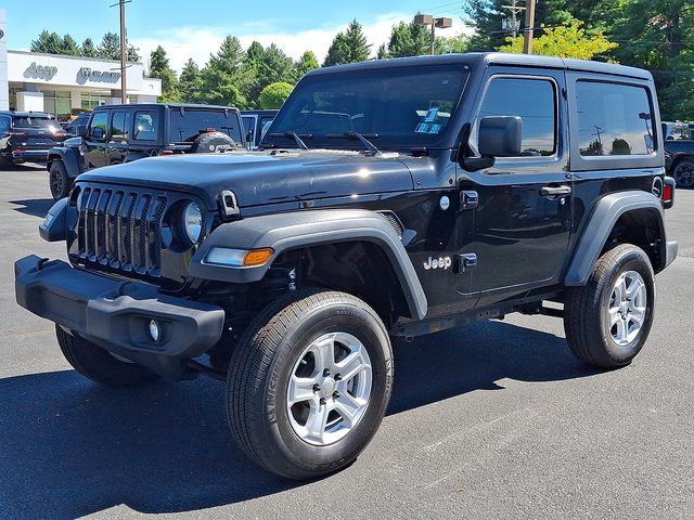 2019 Jeep Wrangler Sport S 4WD photo