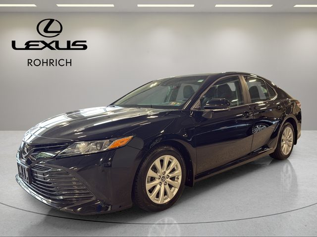 2019 Toyota Camry LE FWD photo