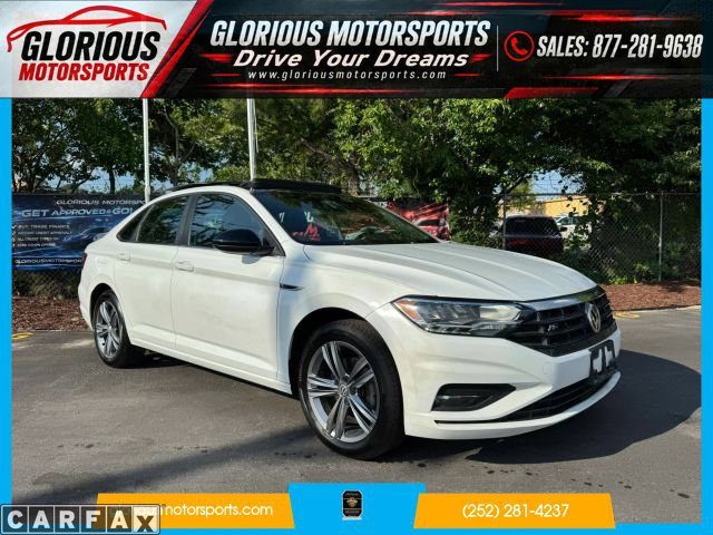 2019 Volkswagen Jetta R-Line FWD photo