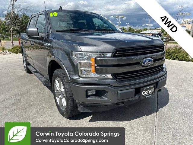 2019 Ford F-150 LARIAT 4WD photo