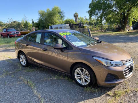 2019 Chevrolet Cruze LS FWD photo