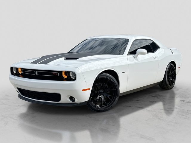 2018 Dodge Challenger R/T RWD photo