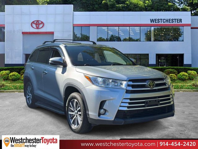 2019 Toyota Highlander XLE AWD photo