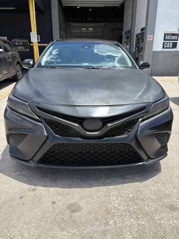 2019 Toyota Camry SE FWD photo