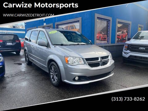 2017 Dodge Grand Caravan SXT FWD photo