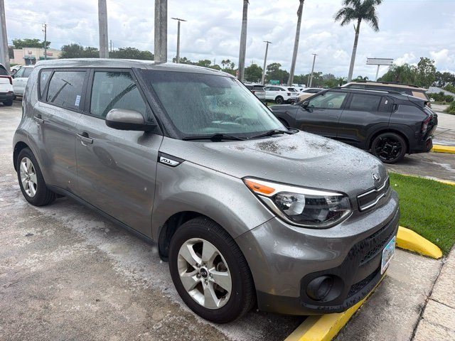 2019 Kia Soul Base FWD photo