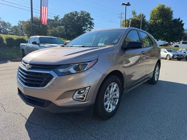 2019 Chevrolet Equinox LS FWD photo