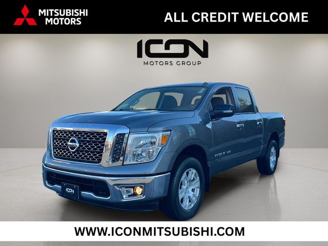 2018 Nissan Titan SL 4WD photo