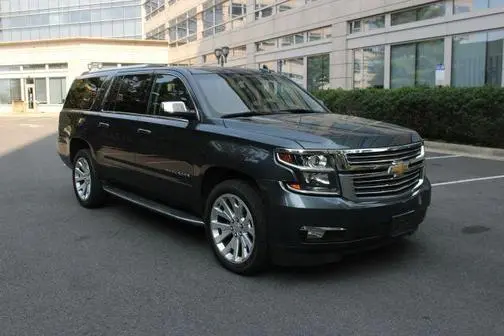 2019 Chevrolet Suburban Premier 4WD photo