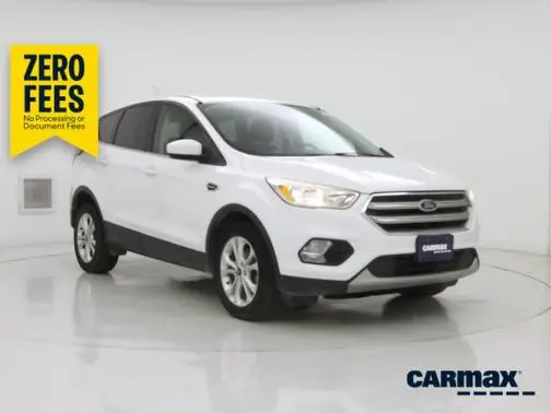2017 Ford Escape SE FWD photo
