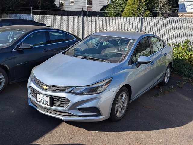2018 Chevrolet Cruze LT FWD photo