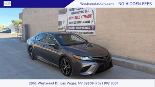 2019 Toyota Camry SE FWD photo