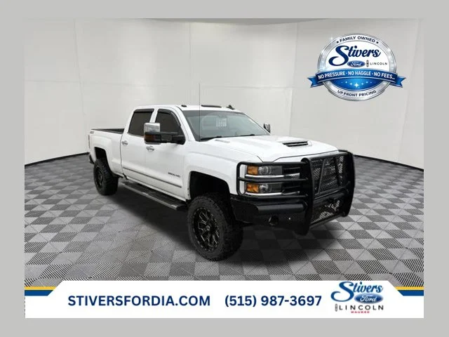 2019 Chevrolet Silverado 2500HD LTZ 4WD photo