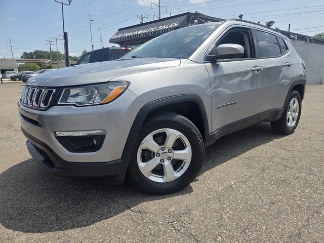 2019 Jeep Compass Latitude 4WD photo