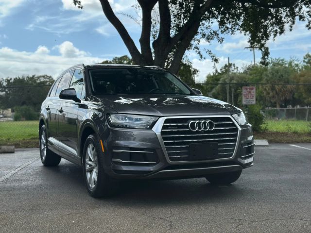 2019 Audi Q7 Premium Plus AWD photo
