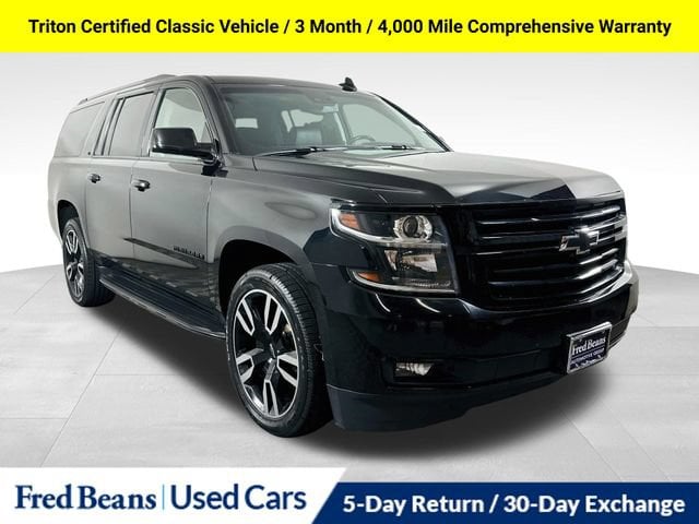 2019 Chevrolet Suburban LT 4WD photo