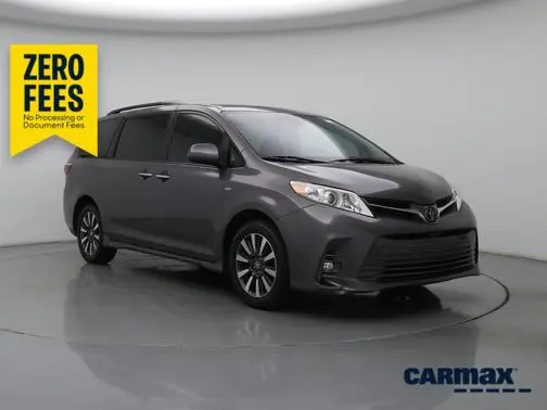 2019 Toyota Sienna XLE AWD photo