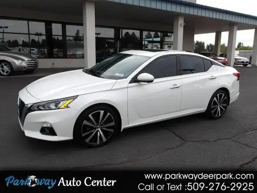 2019 Nissan Altima 2.5 Platinum AWD photo