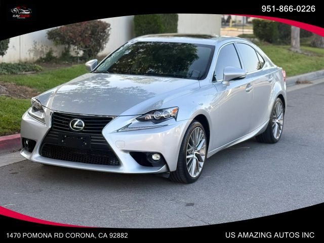 2016 Lexus IS RWD photo