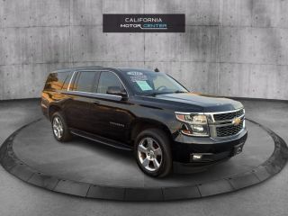 2019 Chevrolet Suburban LT RWD photo