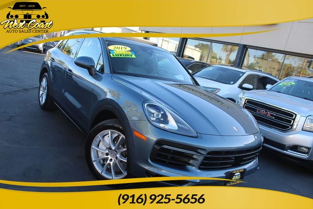 2019 Porsche Cayenne  AWD photo