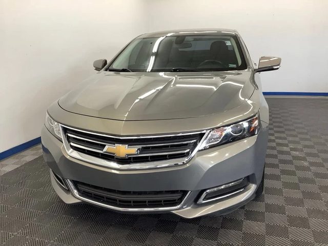 2018 Chevrolet Impala LT FWD photo