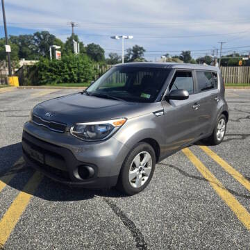 2019 Kia Soul Base FWD photo