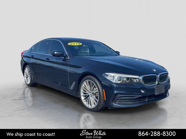2019 BMW 5 Series 530i xDrive AWD photo