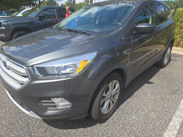 2019 Ford Escape SE FWD photo