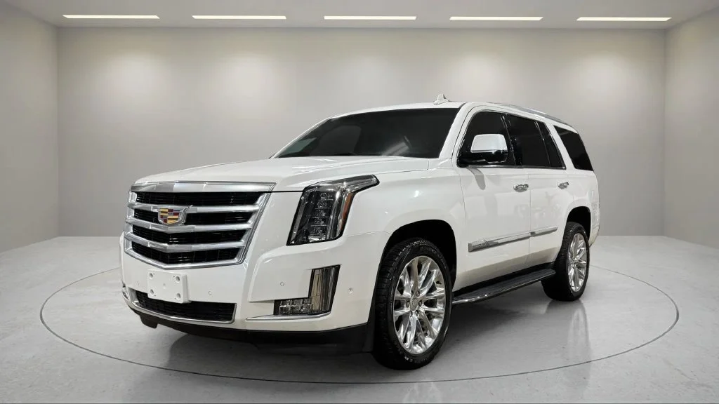 2019 Cadillac Escalade Luxury 4WD photo