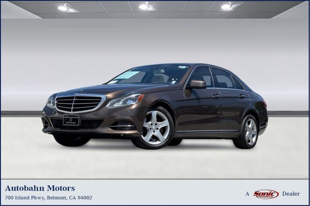 2015 Mercedes-Benz E-Class E 250 BlueTEC Luxury AWD photo
