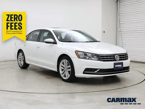 2019 Volkswagen Passat 2.0T Wolfsburg Edition FWD photo