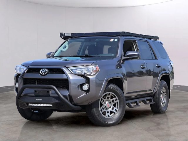 2019 Toyota 4Runner SR5 4WD photo