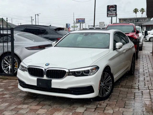 2019 BMW 5 Series 530i RWD photo