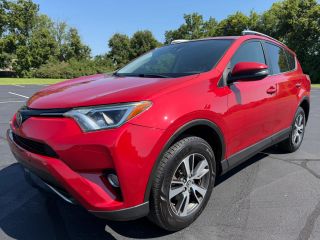 2016 Toyota RAV4 XLE AWD photo