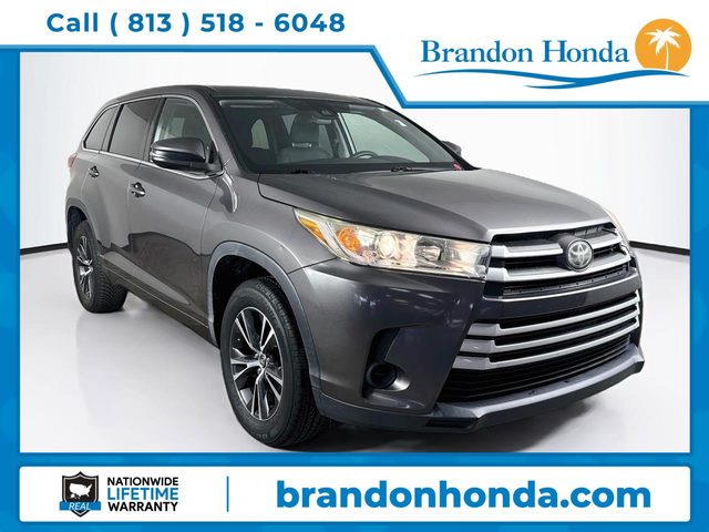 2018 Toyota Highlander LE FWD photo