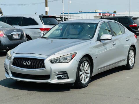 2017 Infiniti Q50 3.0t Premium RWD photo